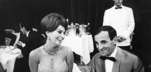 Charles-Aznavour-et-Sophia-Loren_exact1900x908_l.jpg