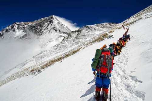 la foule sur l'everest.jpg